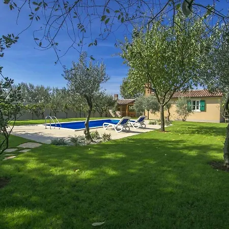 Oliva Villa