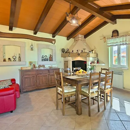 Villa Oliva *