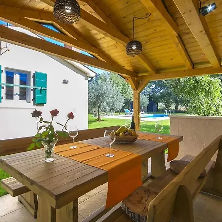 Вилла Oliva Musalez